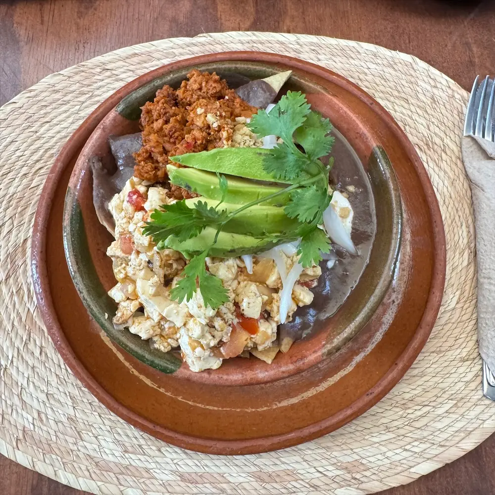 Chilaquiles De Frijol