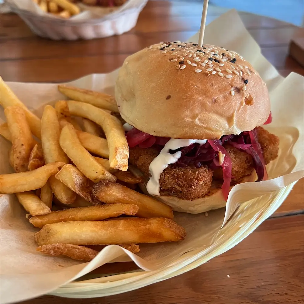 Cruj Tofu Burger