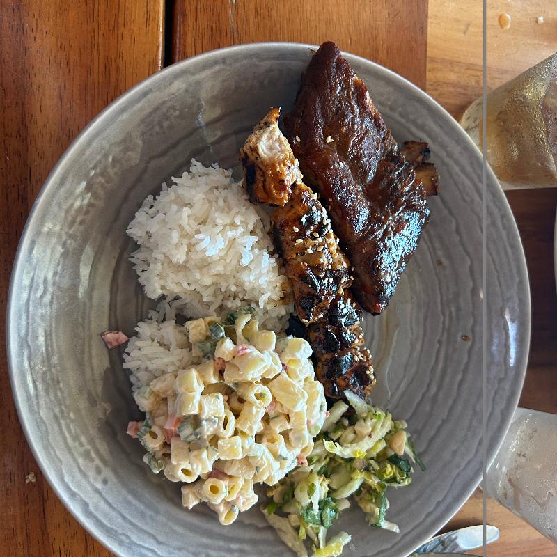 Ribs And Chicken Playe