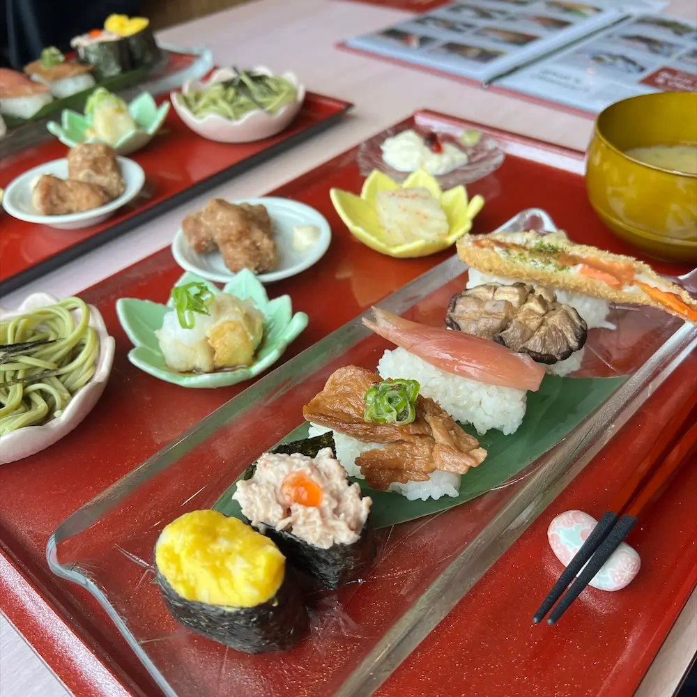 Omakase Vegan Sushi Obanzai Set