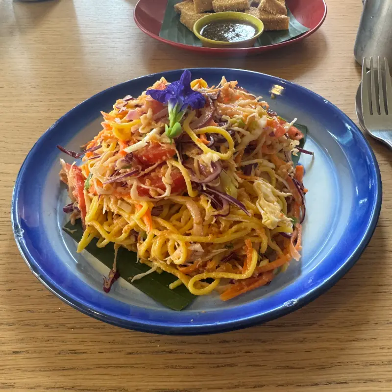 Shan Yellow Noodles